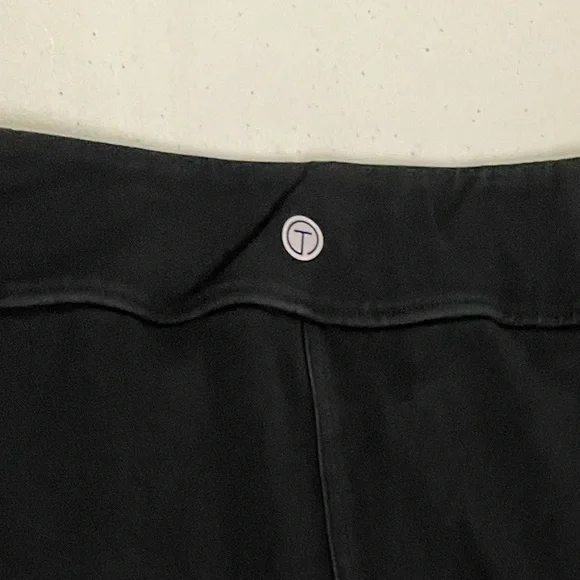 Talbots Leggings, high rise, cropped legs, zip side pockets, Size Medium, black - Picture 5 of 12